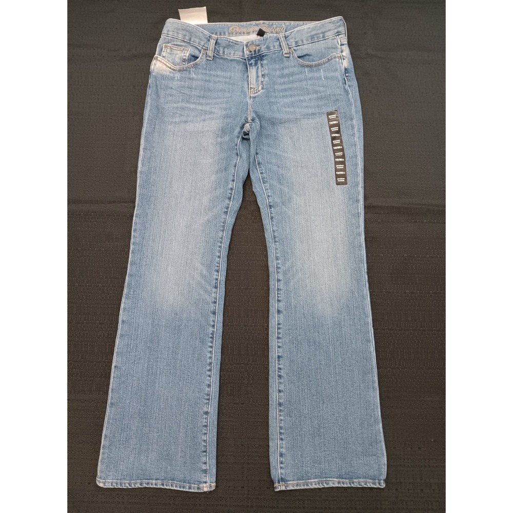 NWT Gap Premium Bootcut Jeans Womens 10/30A Light Wash Blue Mid Rise Distressed